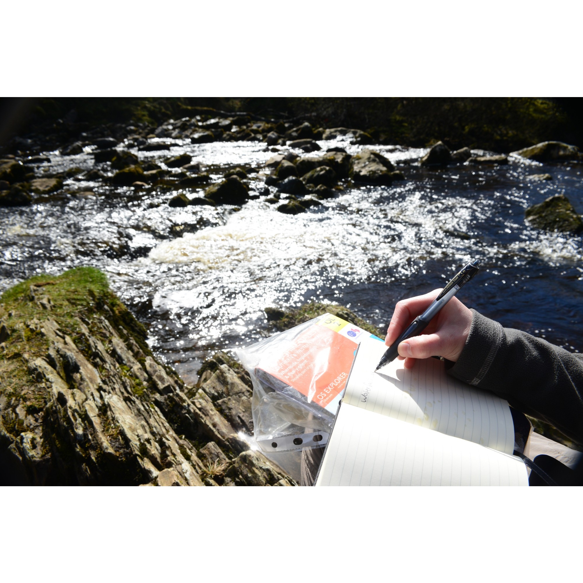 Y001465A